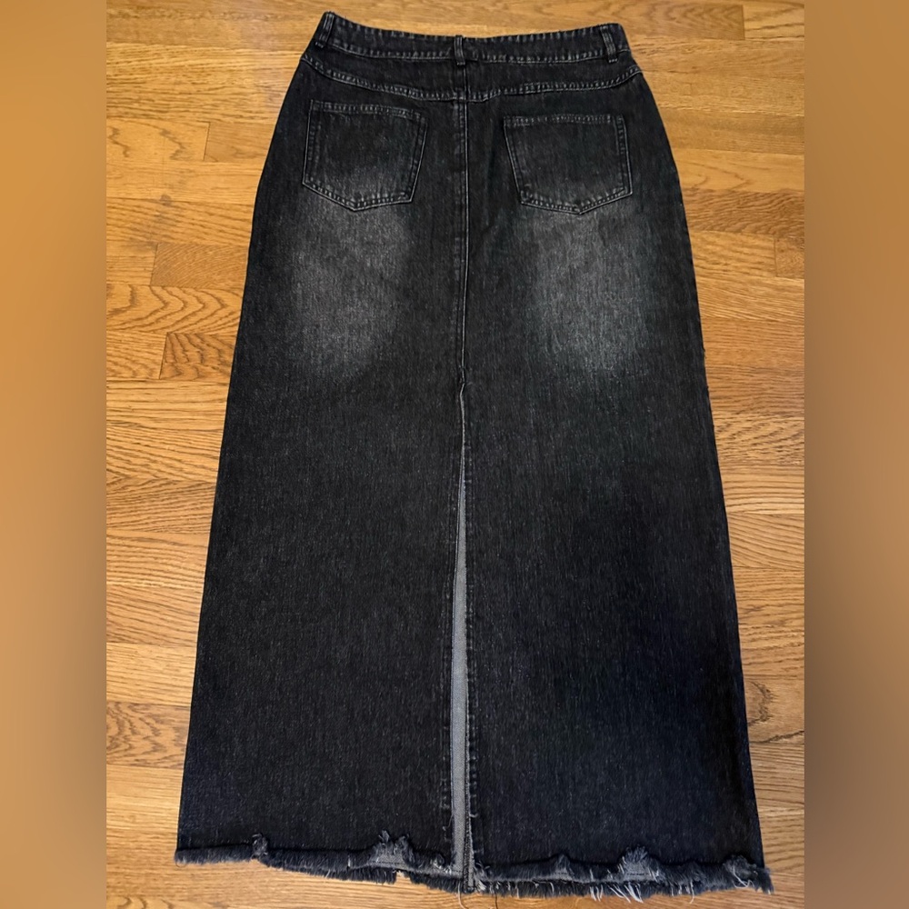 Black Denim Maxi Skirt - Picture 4 of 9